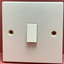 Quadrant XL 10A 1G Intermediate Switch - QXL313