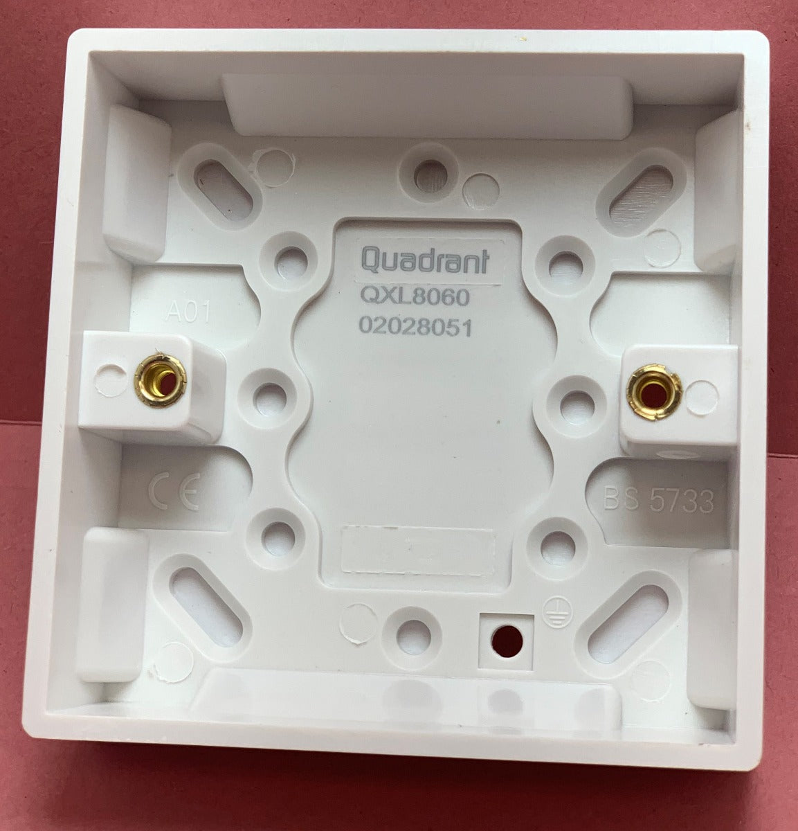 Quadrant XL 25Mm Single Pattress Box With Brass Earth Terminal QXL806