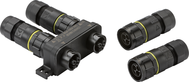 Knightsbridge MLA  JB0018 IP68 24A 1 Inlet to 3 Outlets Plug and Socket Type Weatherproof Hub
