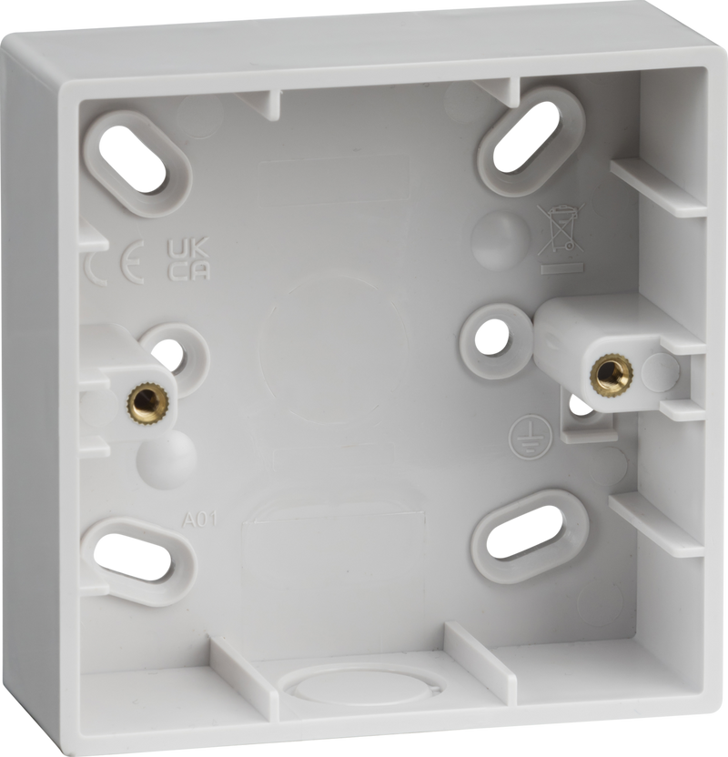 Knightsbridge MLA  SN1400P 29mm PVC Single Back Box