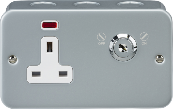 Knightsbridge MLA  M9LOCKN 13A DP Lockable Socket with Neon