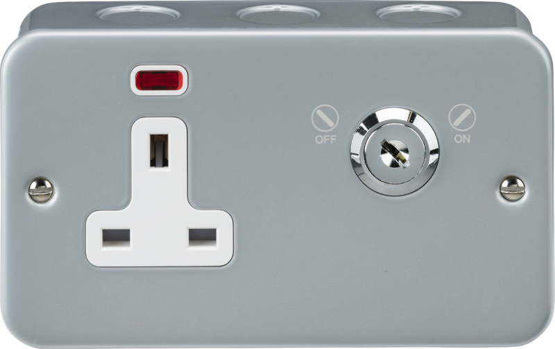 Knightsbridge MLA  M9LOCKN 13A DP Lockable Socket with Neon