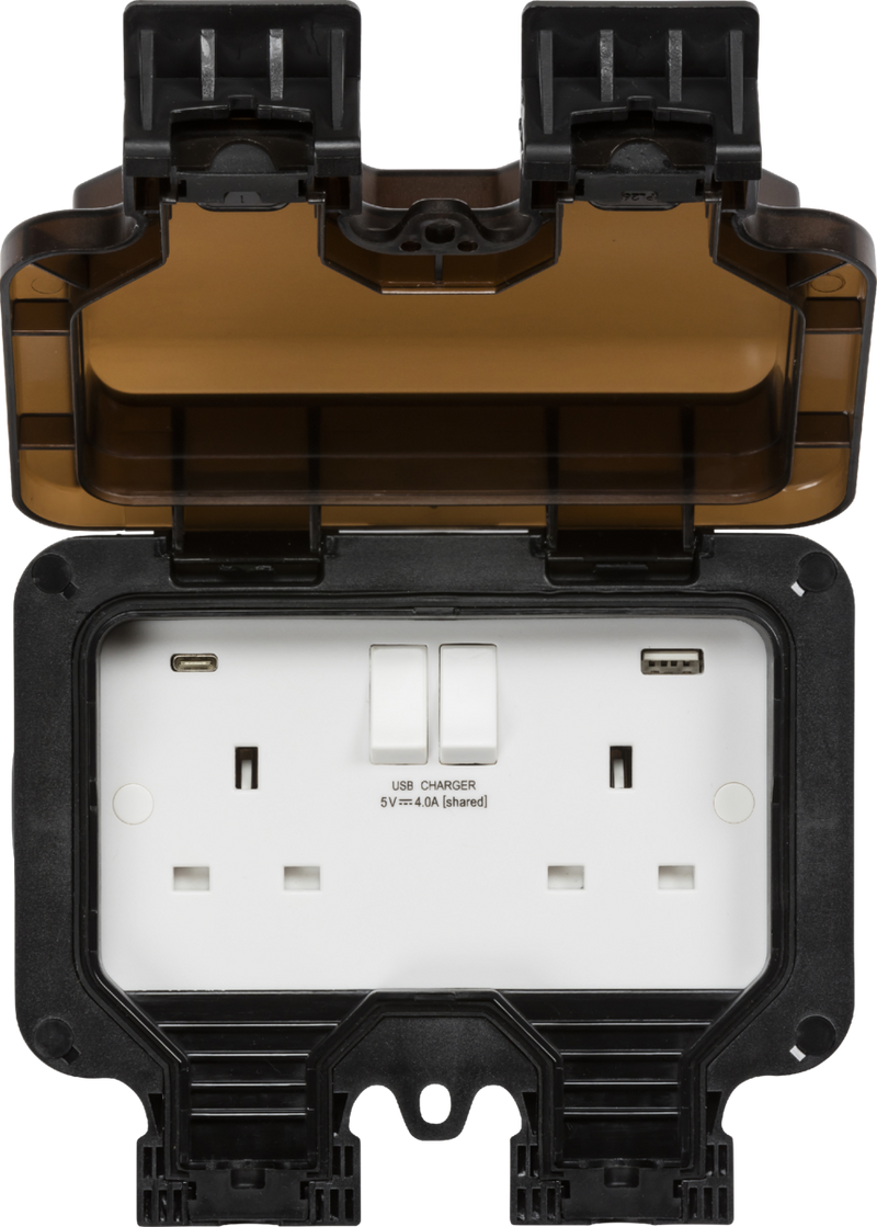 Knightsbridge MLA  OP94 IP66 13A 2G SP Switched Socket with Dual USB A+C [5V DC4.0A shared]