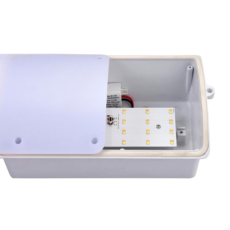 Saxby 75931 Bianco LED PIR 1lt wall IP44 7W warm white