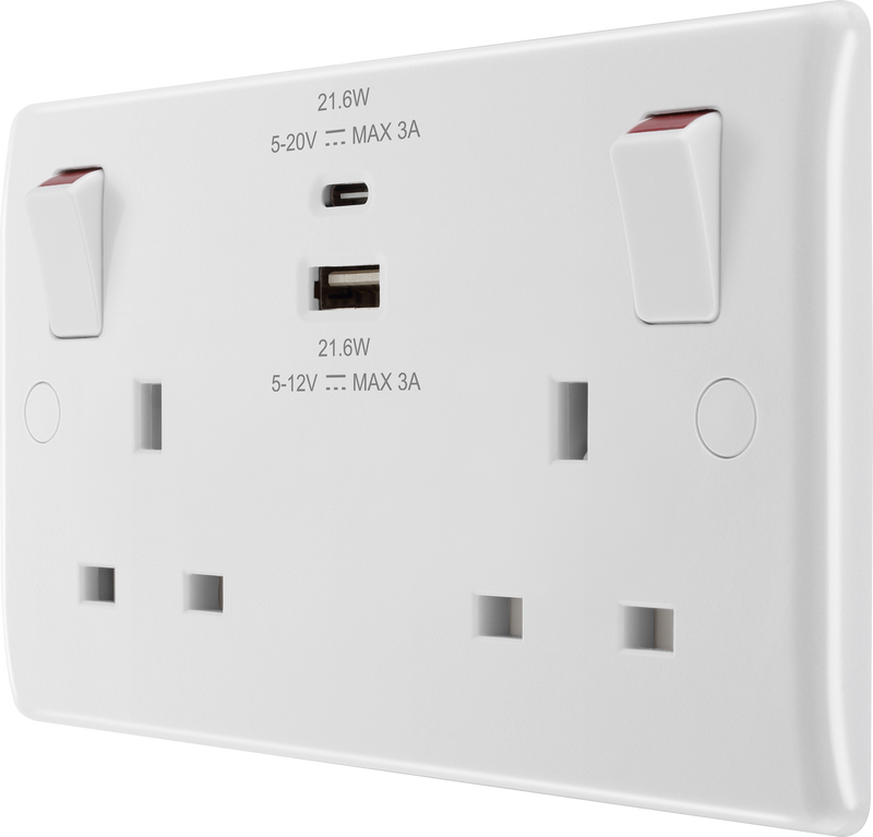 BG 822UAC45 Nexus White Moulded Double Switched Socket w/ Fastcharge USB A + C (45W)