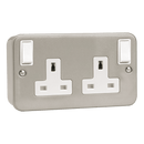 Click Scolmore CL1836B 13A 2 GANG DOUBLE POLE 3 PIN SAFETY SHUTTER SWITCHED SOCKET WITH OUTBOARD ROCKERS (TWIN EARTH) (NO KNOCKOUTS)