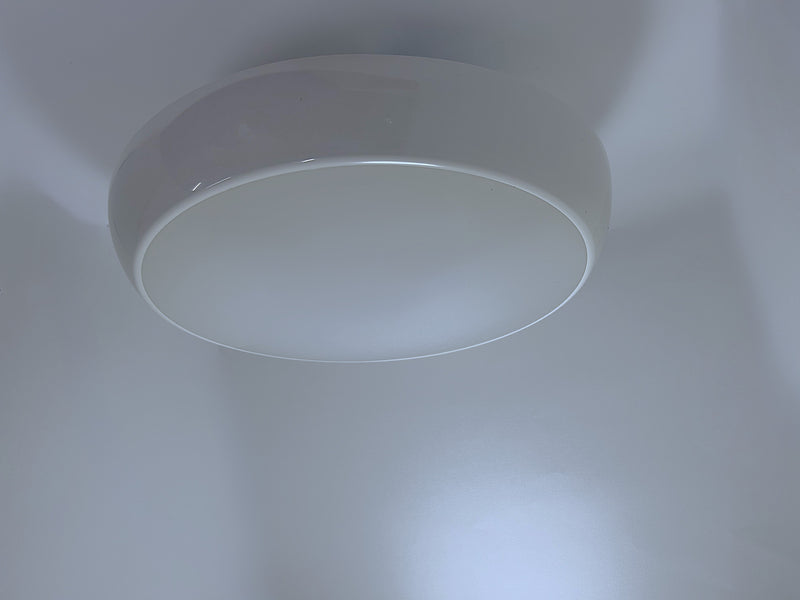 Modlux MODBT18C-1A-02P TRI-WATTAGE, CCT, IP65 BULKHEAD (WALL/CEILING) FITTING - MICROWAVE SENSOR