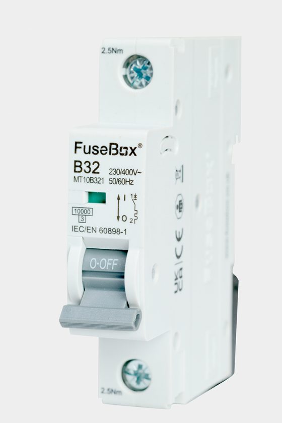 Fusebox MT10B321 3 Phase, MCB, Single Pole 32A 10kA,Curve B