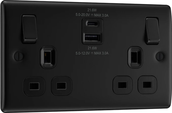 BG NFB22UAC22B Double switched single pole, with USB A + C (22W)