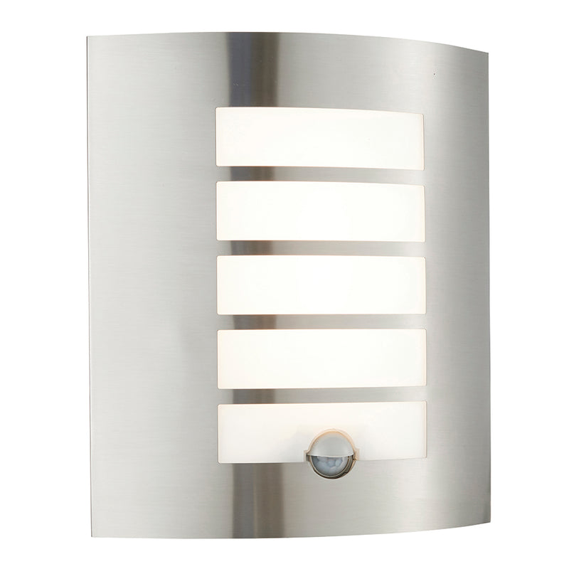 Saxby 75931 Bianco LED PIR 1lt wall IP44 7W warm white