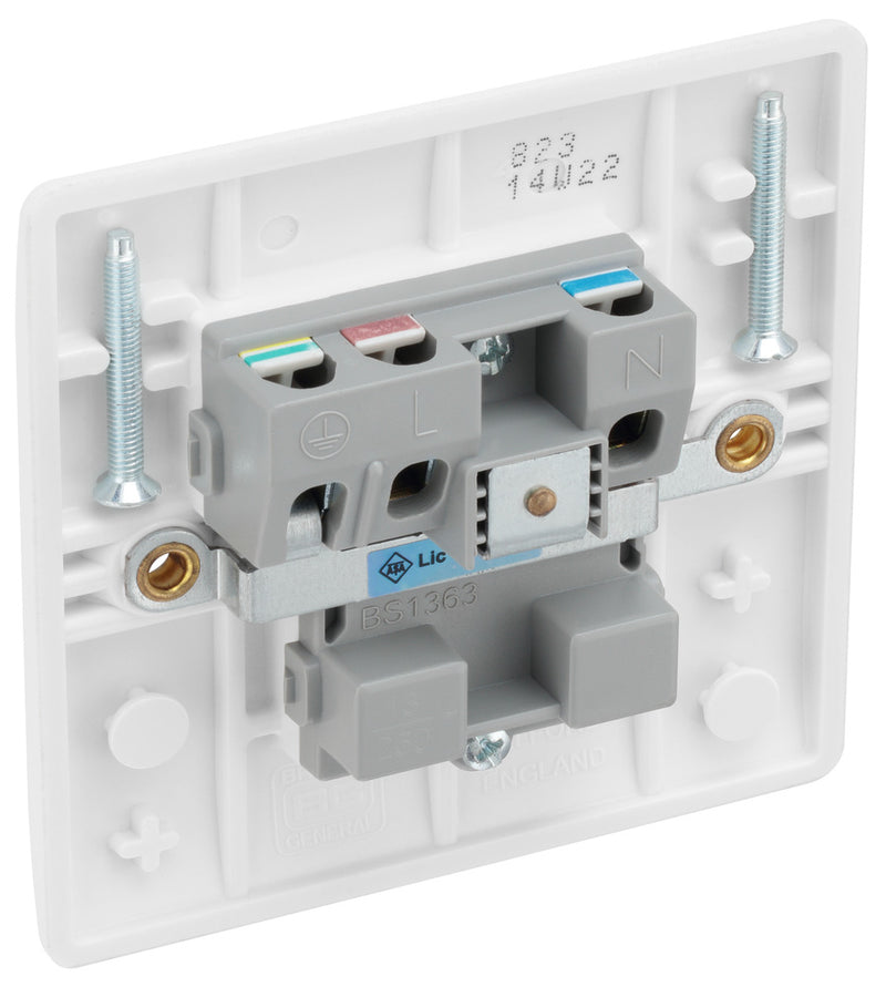 BG 823 White Nexus Moulded Single Unswitched 13A Power Socket
