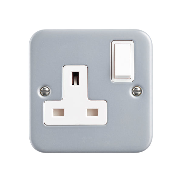 Saxby MC412 13A 1G DP Switched Socket