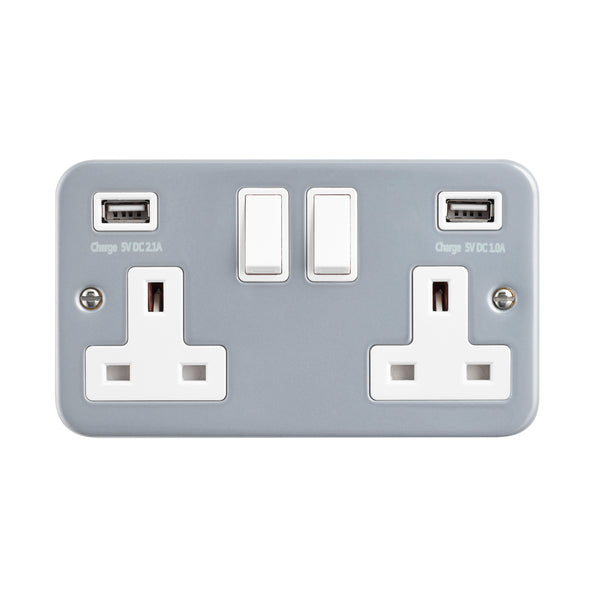 Saxby MC423 13A 2G SP Switched Socket with twin 5V USB