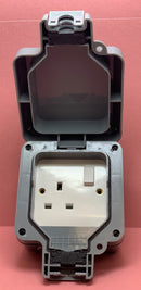 Quadrant Weatherproof 1 Gang DP Switched Socket IP65 Rating - QD-IP65SS1