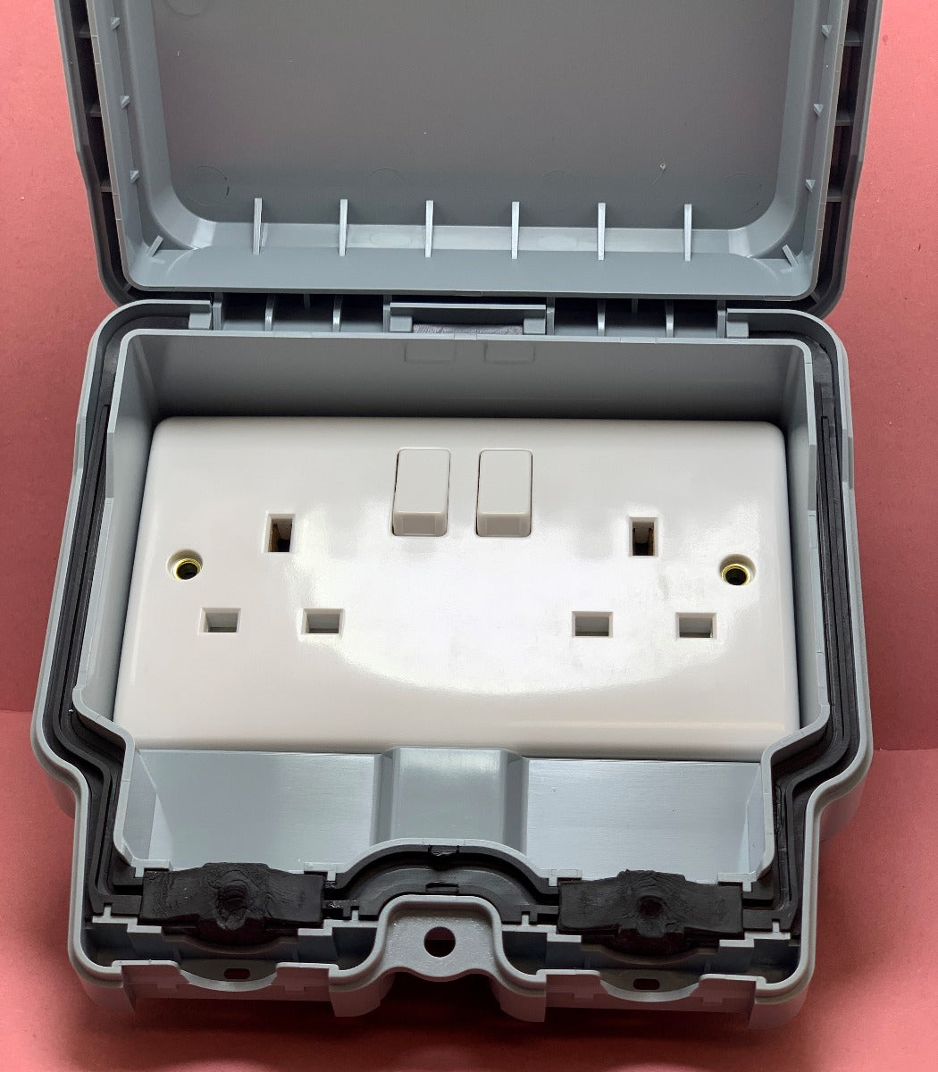 Quadrant Weatherproof 2 Gang DP Switched Socket IP65 Rating - QD-IP65SS2
